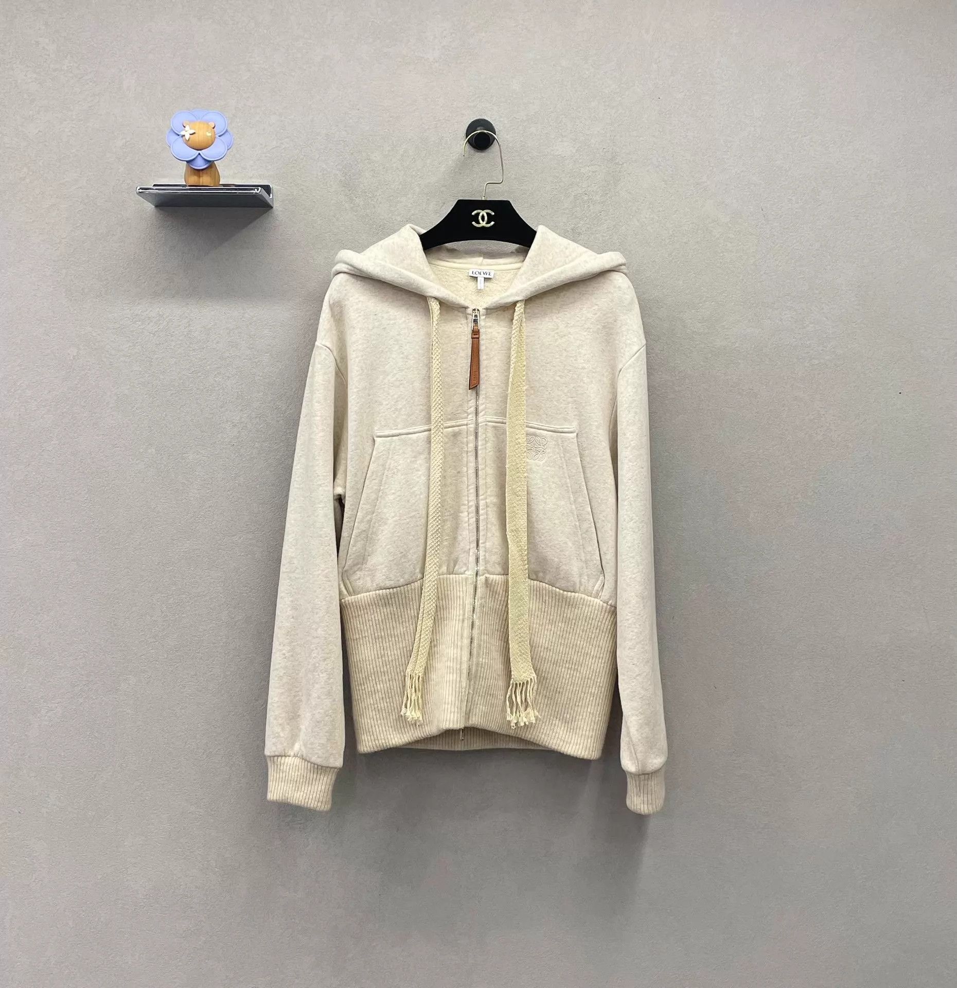 Loewe LOEWE calfskin zip hooded slim beige jacket S Size S / US 4 / IT 40 - 1 Thumbnail
