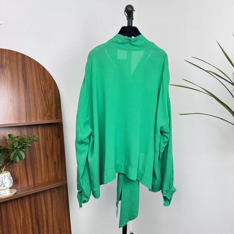 Balenciaga Balenciaga size 36 Mulberry silk shirt top Size S / US 4 / IT 40 - 2 Thumbnail