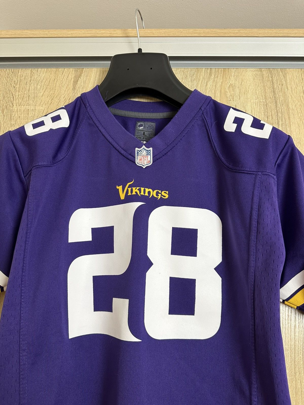 NFL 🔥 Minnesota Vikings NFL #28 Peterson Nike Jersey T Shirt Size US S / EU 44-46 / 1 - 3 Thumbnail
