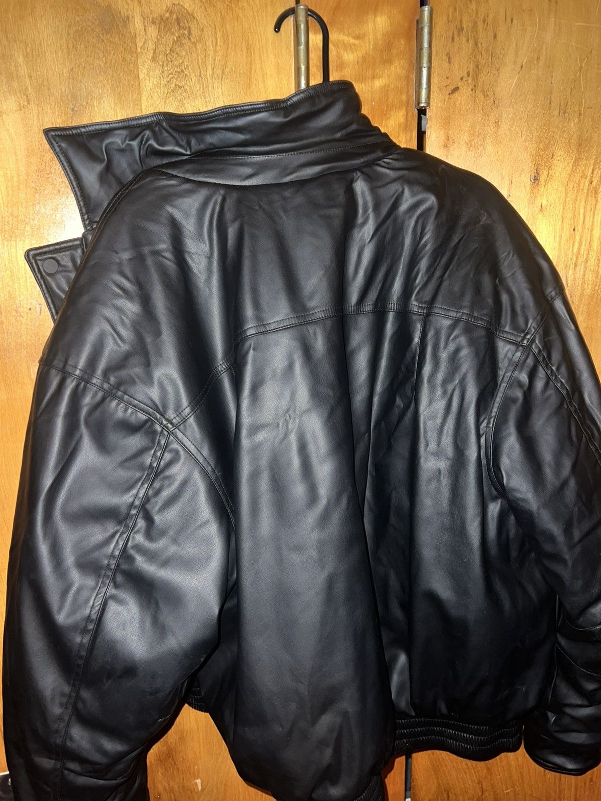 Zara Zara leather bomber jacket Size M / US 6-8 / IT 42-44 - 1 Thumbnail