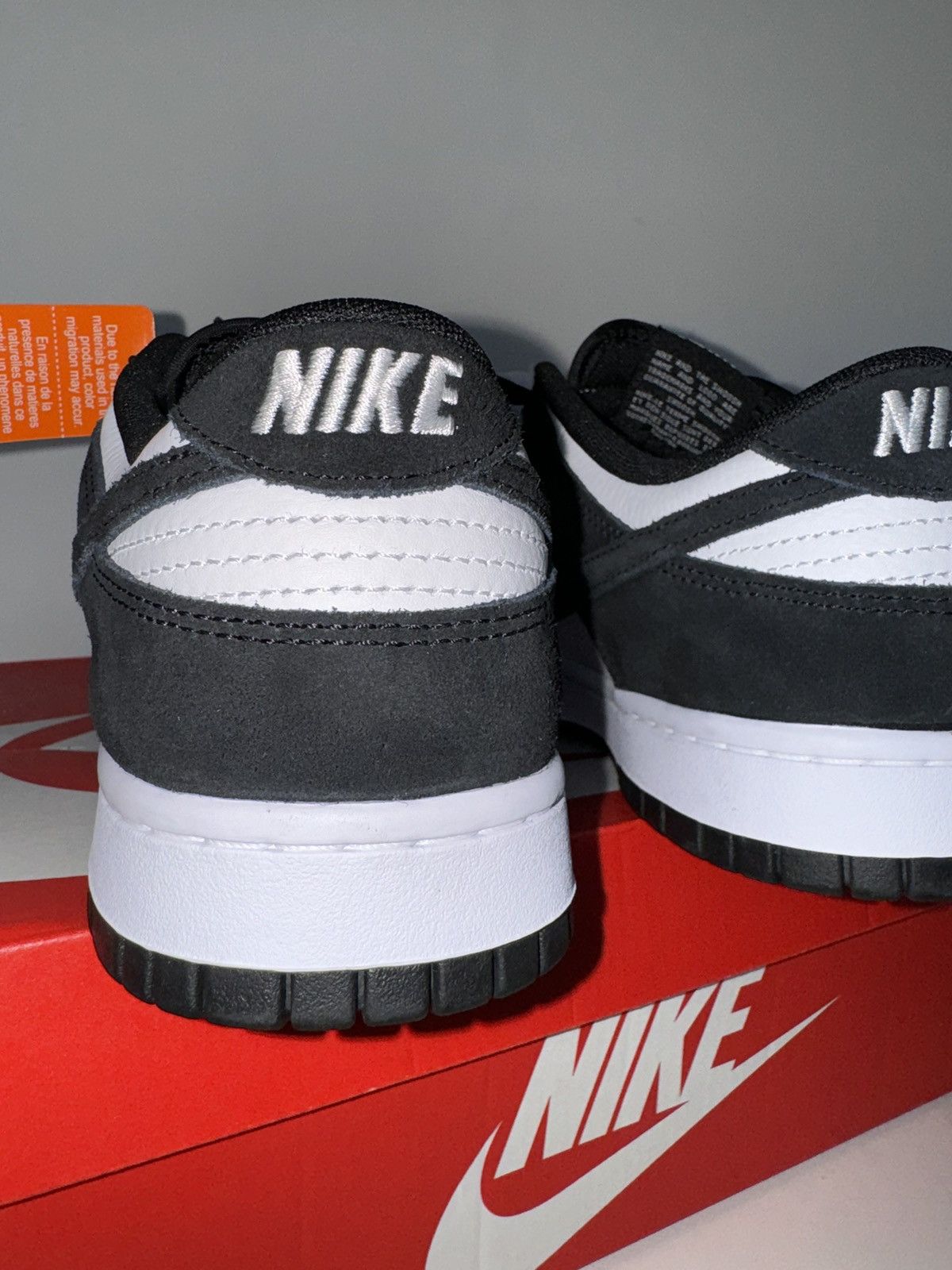 Nike Nike Dunk Low Retro Se Suede Panda 43 EU FQ8249-100 Size US 9.5 / EU 42-43 - 16 Thumbnail