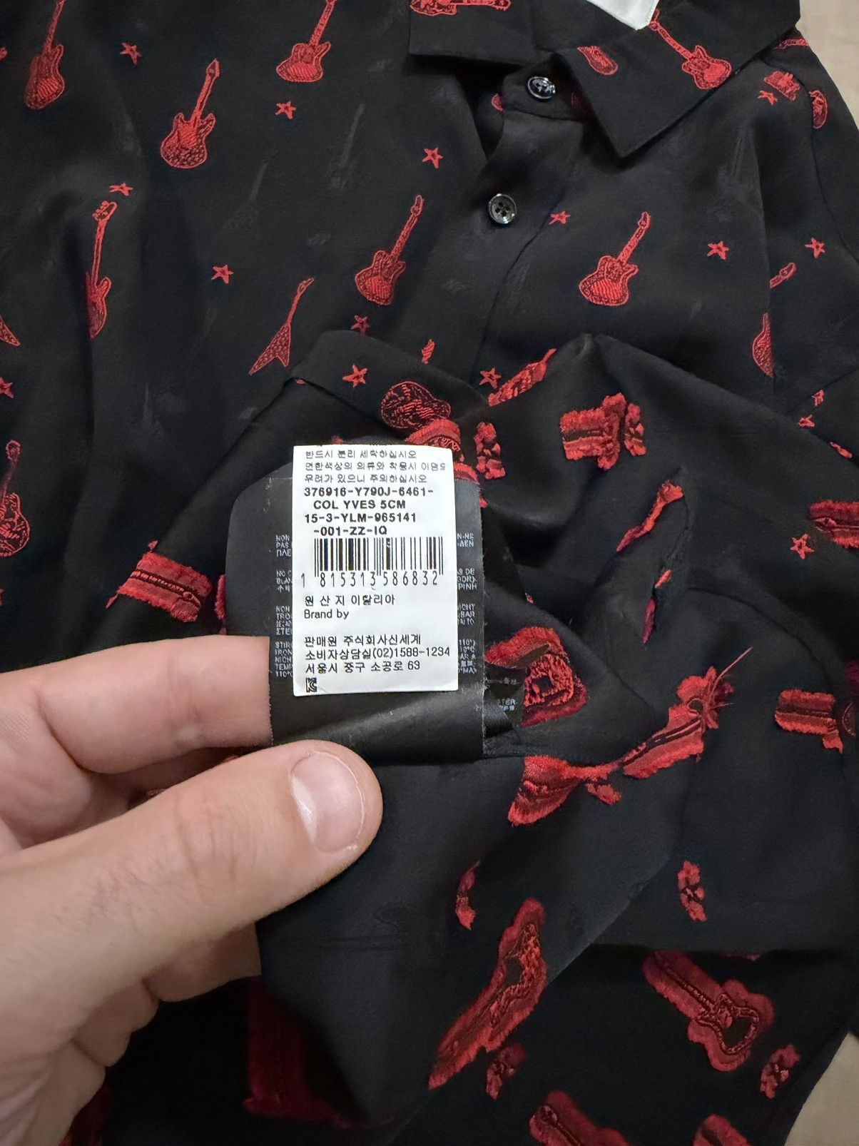 Saint Laurent Paris Saint Laurent guitar embroidered woven shirt size 15 3/4(40) Size US M / EU 48-50 / 2 - 9 Thumbnail