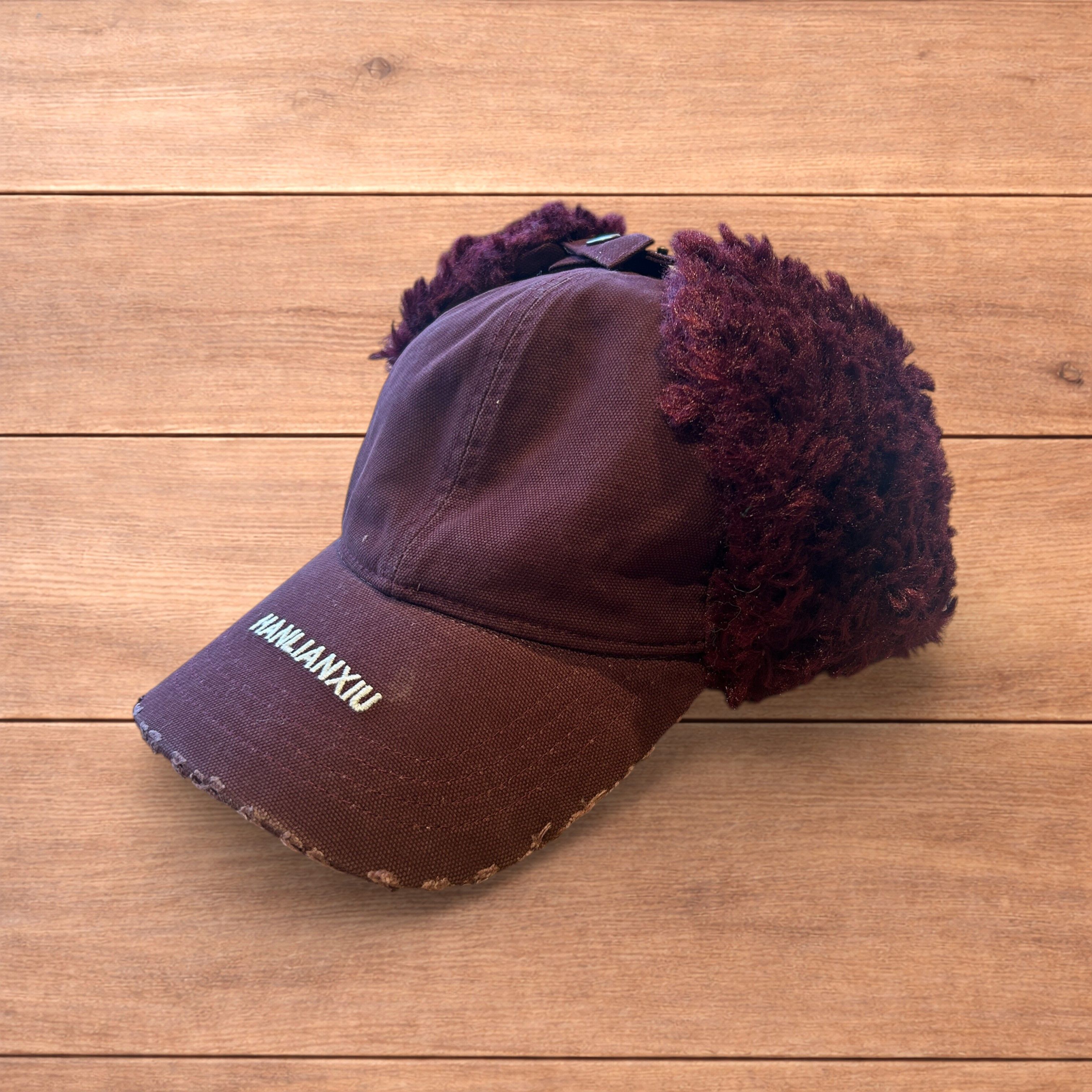 Japanese Brand Vintage style trapper Russian ear flap hat in maroon/red. Size ONE SIZE - 3 Thumbnail