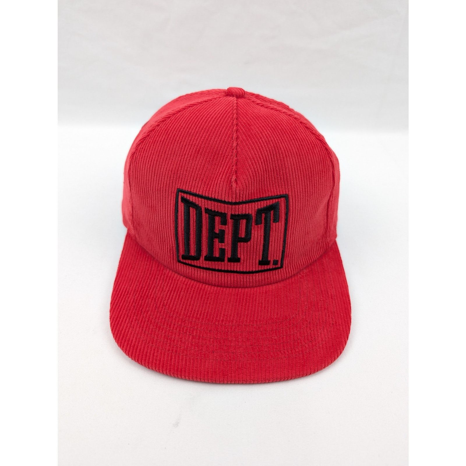 Gallery Dept. o1rshd1 Q:2 / Size: OS / Dept Gym Logo Cap / Hat in Red Size ONE SIZE - 1 Thumbnail