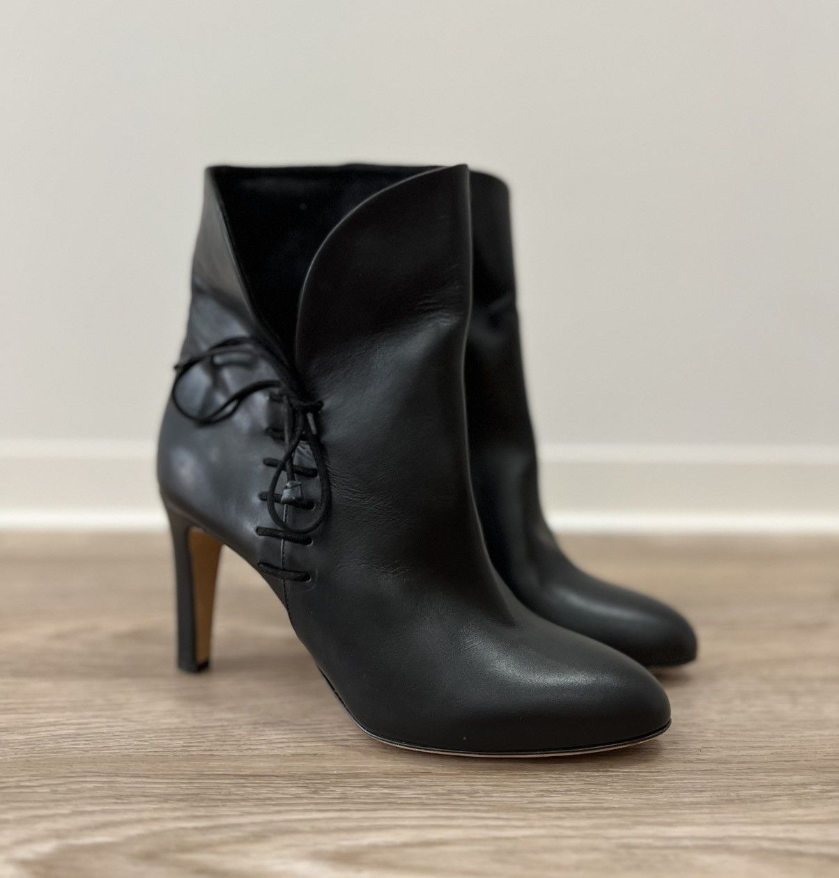Bally Bally Switzerland Black Leather Ankle Heels Boots Size US 8 / IT 38 - 2 Thumbnail