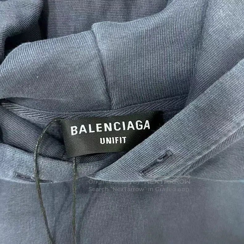 Balenciaga Balenciaga Crown Wheat Sleeveless Hoodie. Size US XXL / EU 58 / 5 - 4 Thumbnail