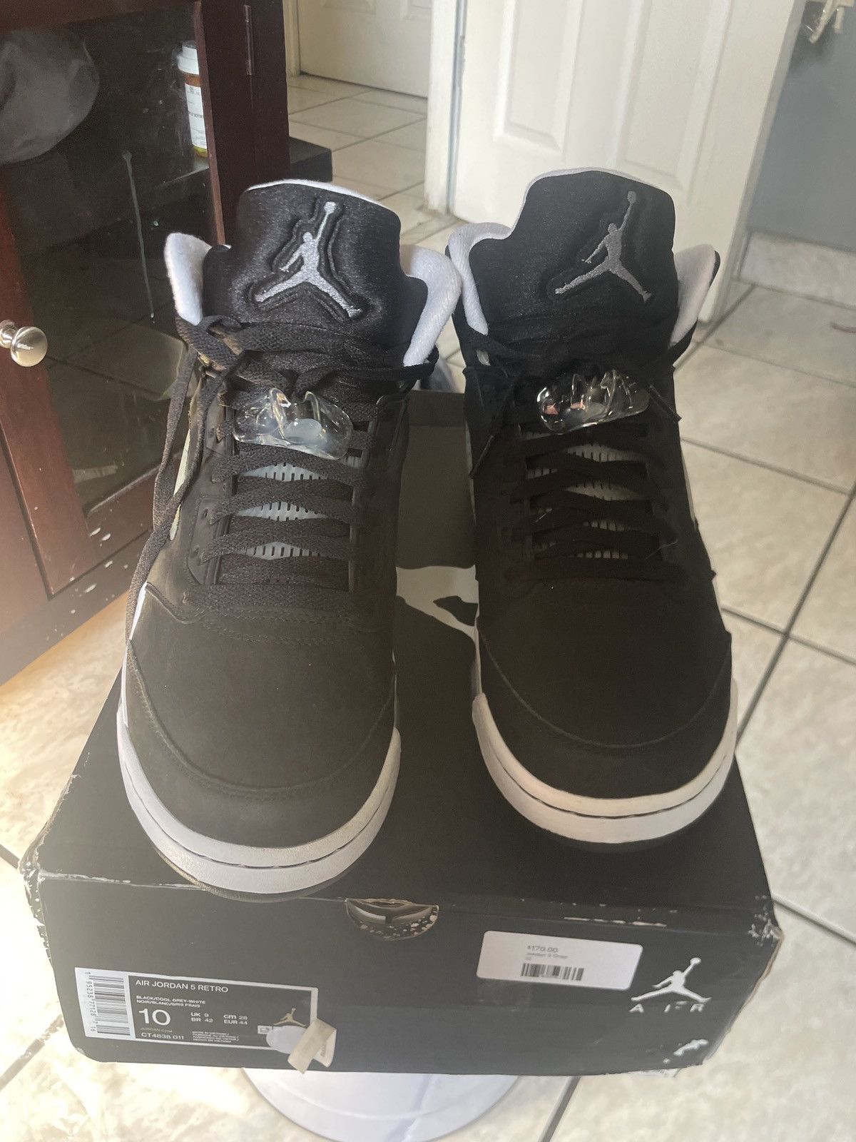 Jordan Brand × Nike Jordan 5 Oreo Size US 10 / EU 43 - 2 Thumbnail