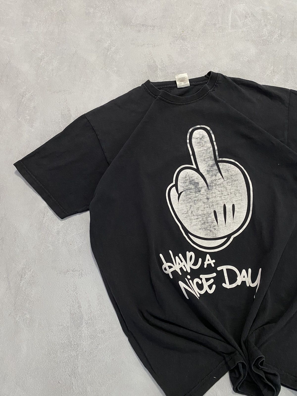 Band Tees 🖕 Vintage T Shirt Humor Tee Have a nice day Band Rock Size US L / EU 52-54 / 3 - 1 Thumbnail