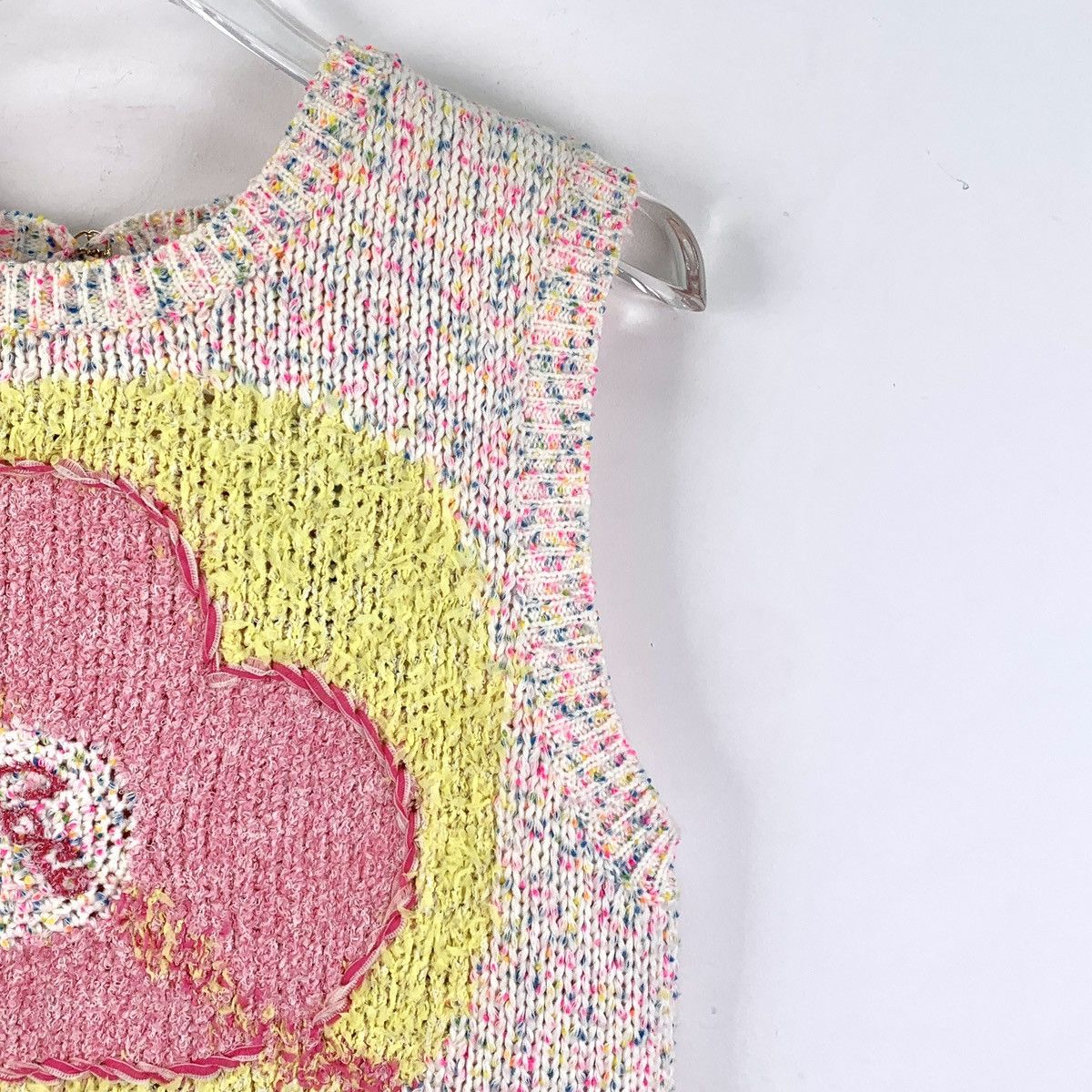 Chanel Chanel 24C Pink Striped Heart Appliqué Cotton Knit Tank Top Size XS / US 0-2 / IT 36-38 - 4 Thumbnail