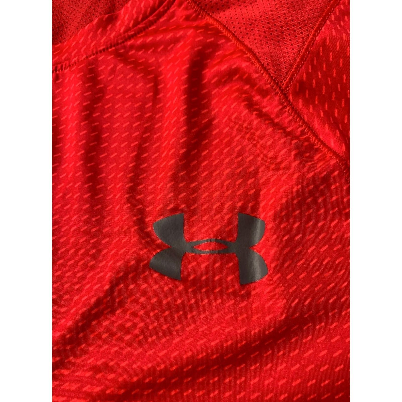 Under Armour Under Armour HeatGear Original Men Training Compression Shirt Jersey Tee Size M Red Shirt Mens Size US M / EU 48-50 / 2 - 3 Thumbnail