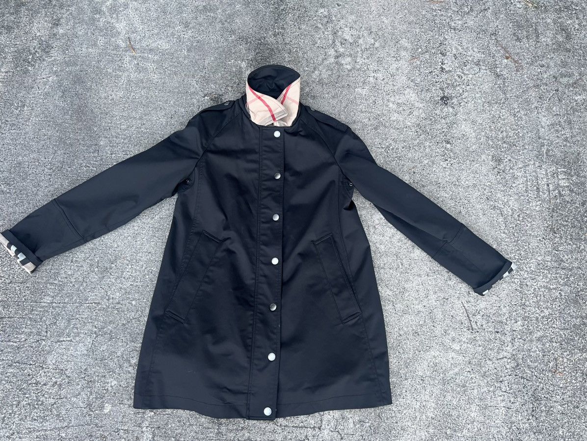 Burberry Women’s Trenchcoat