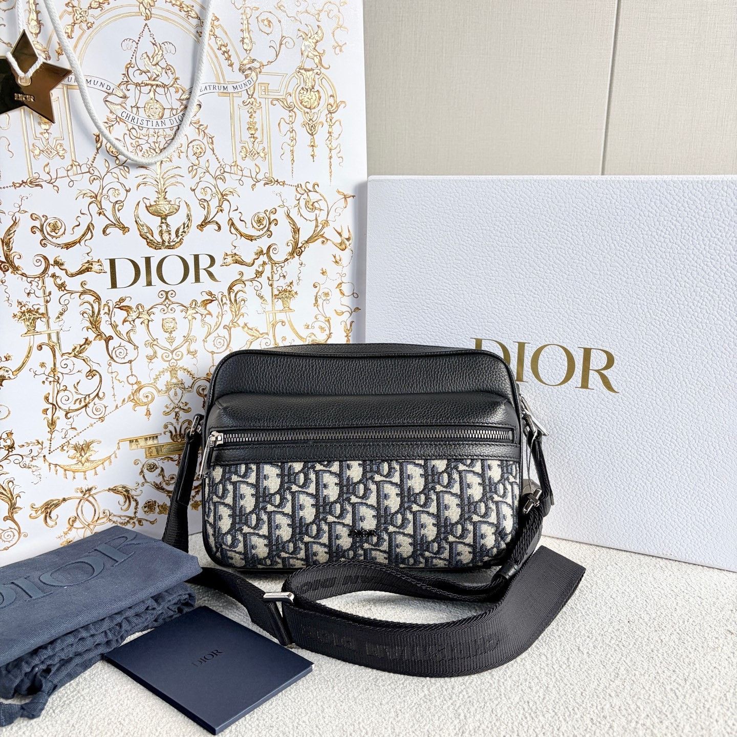 Dior Pre-loved Bag Brand new condition Size ONE SIZE - 1 Thumbnail