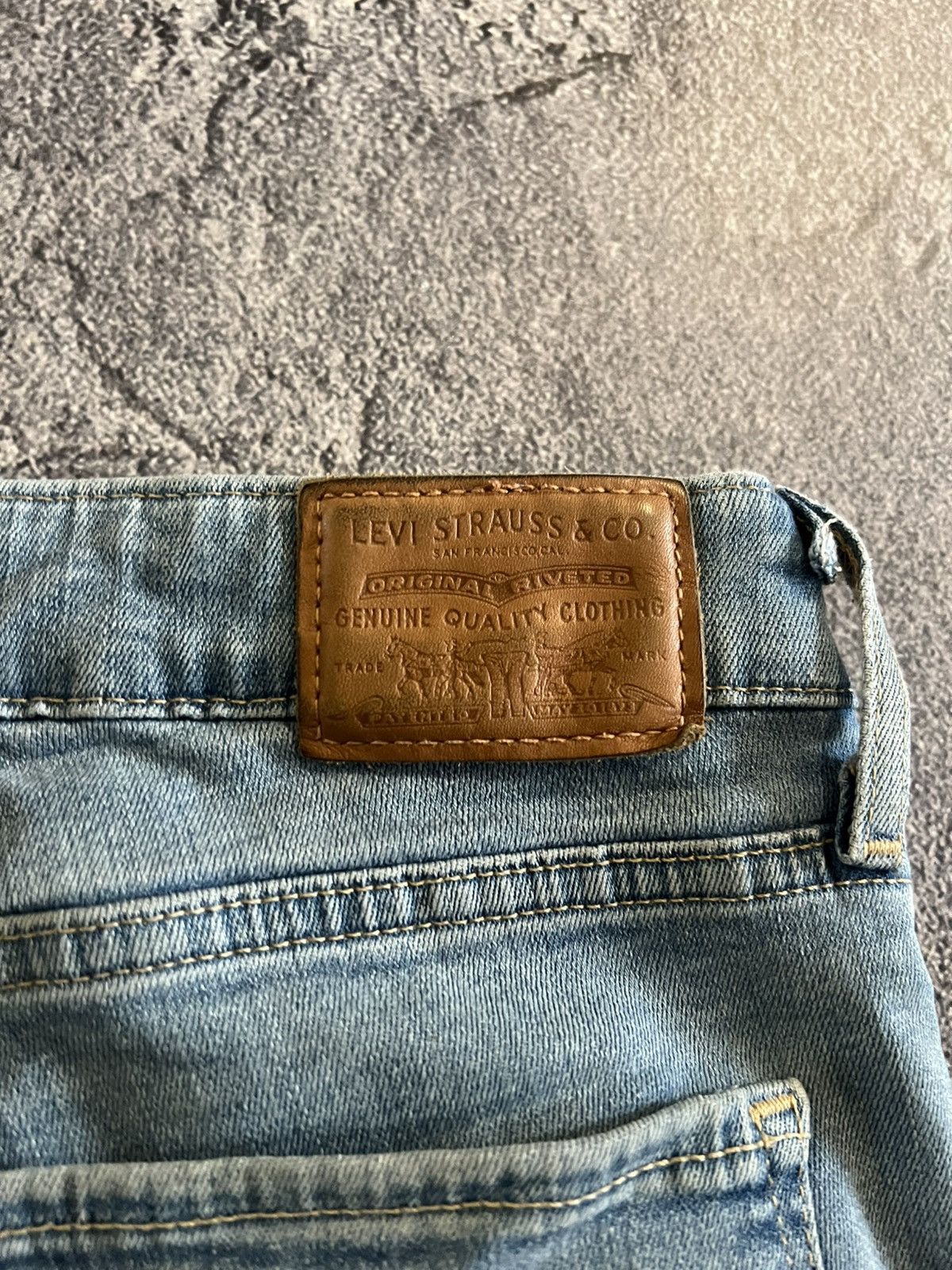 Vintage RARE Flared Vintage Levis / Y2K Light Glamour Style 90s Size US 30 / EU 46 - 6 Thumbnail
