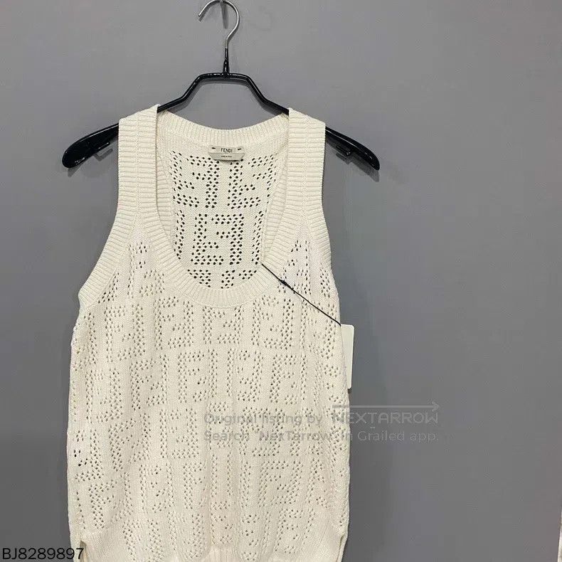 Fendi Fendi Openwork printed knitted vest Size XS / US 0-2 / IT 36-38 - 1 Thumbnail
