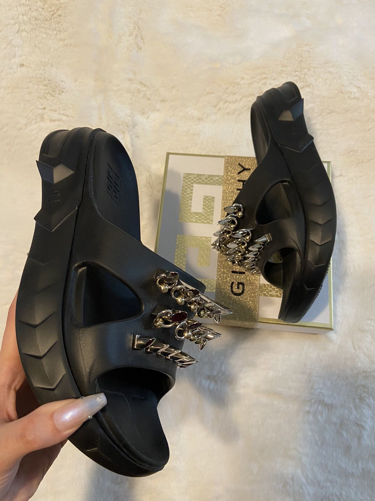 Givenchy Givenchy studded spiked marshmallow sandals Size US 8 / IT 38 - 10 Thumbnail