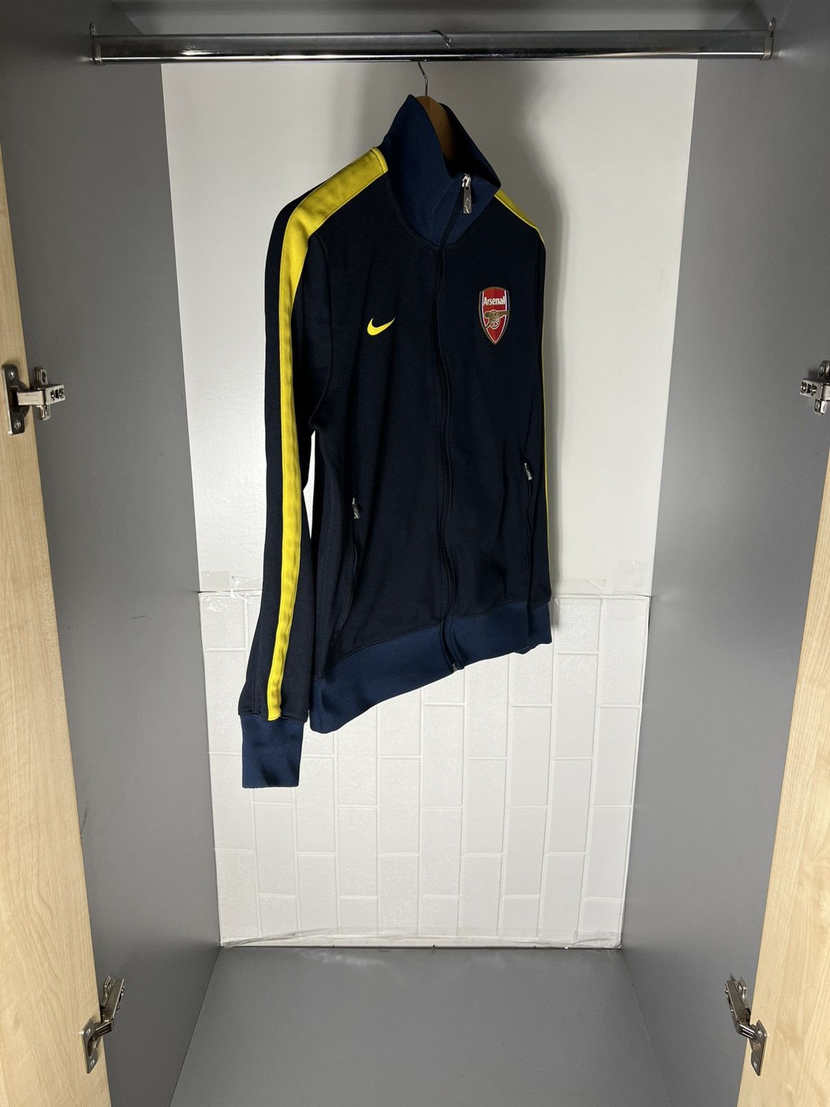 Nike VINTAGE NIKE FC ARSENAL LONDON ENGLAND SOCCER JERSEY Y2K 90s Size US M / EU 48-50 / 2 - 4 Thumbnail