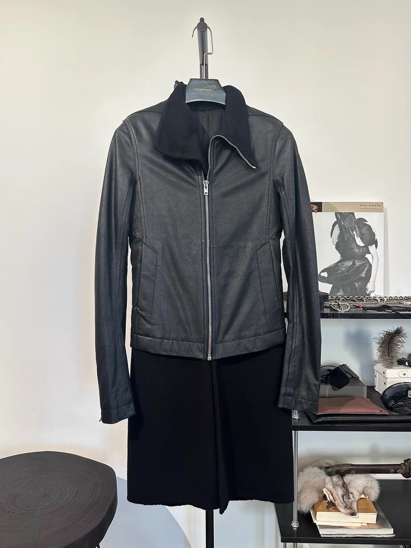 Rick Owens Rick Owens Cowhide Spliced Wool Mid-length Woolen Coat K35 Size US S / EU 44-46 / 1 - 1 Thumbnail