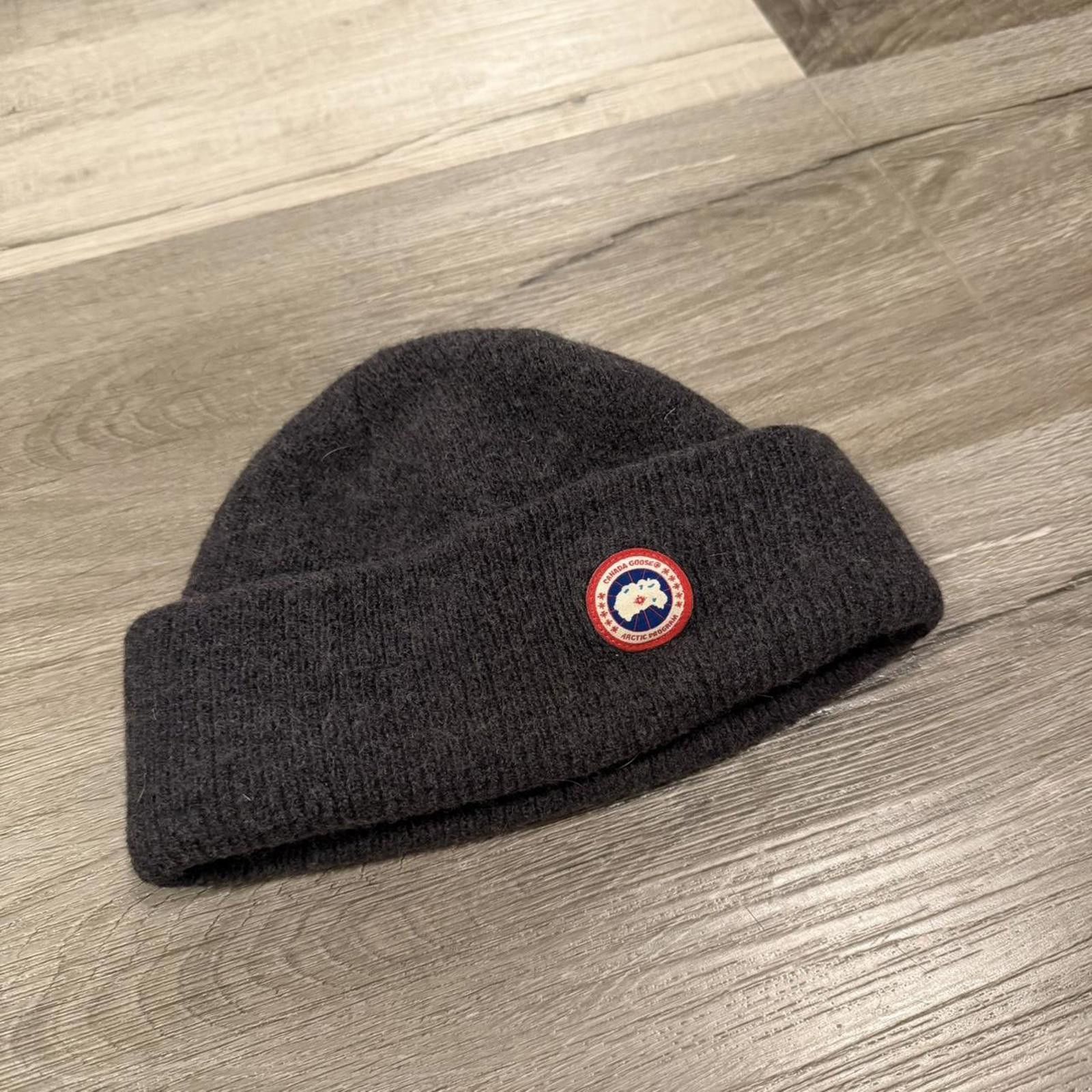 Canada Goose Canada goose kids cuffed beanie OS Size ONE SIZE - 1 Thumbnail