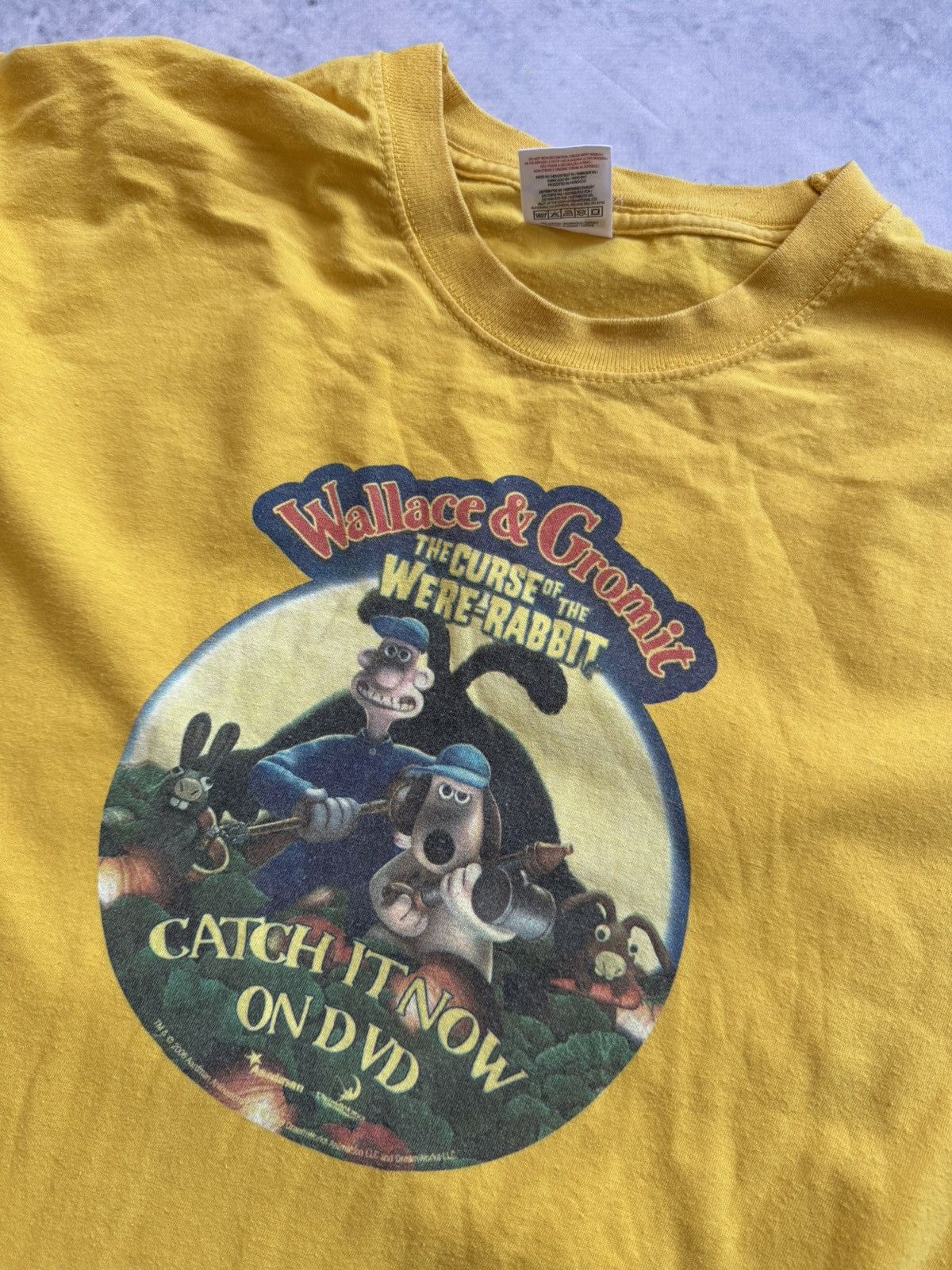 Cartoon Network × Fruit Of The Loom Cartoon Wallace & Gromit yellow tee 2006 Size US L / EU 52-54 / 3 - 3 Thumbnail