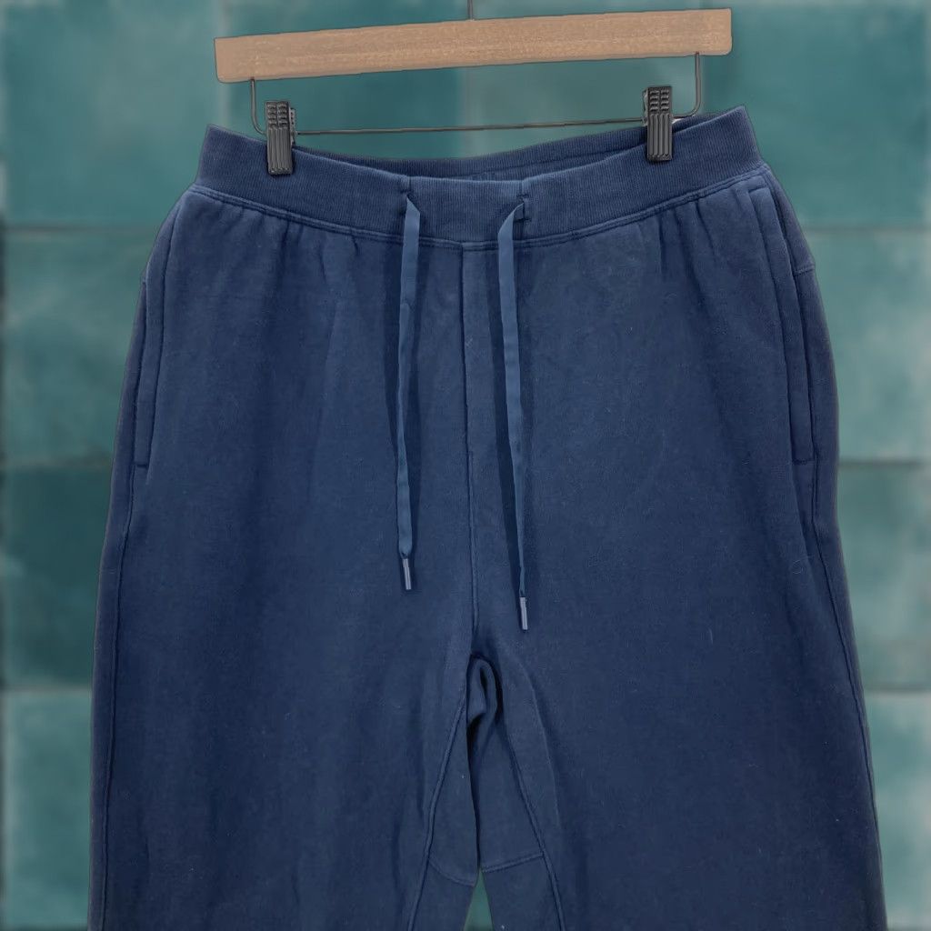 Lululemon Lululemon Pants Mens M Navy Jogger Sweatpants Drawstring Back Zip Pocket Size US 31 - 1 Thumbnail