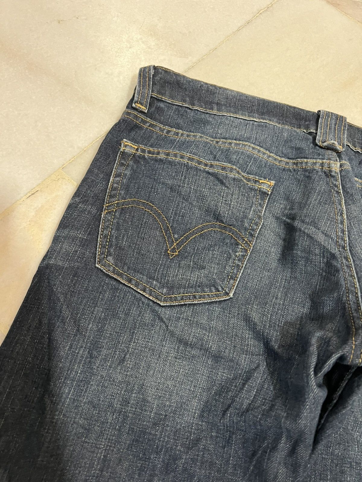 Japanese Brand × Levi's × Levi's Vintage Clothing 🌈VINTAGE LEVIS 597 DISTRESSED BOOTCUT JEAN Size US 35 - 13 Thumbnail