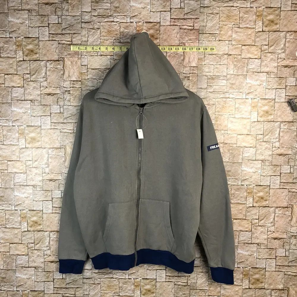 Japanese Brand Marlboro X Freaks Store Grey Hoodie sweatshirt #A830 Size US L / EU 52-54 / 3 - 4 Thumbnail
