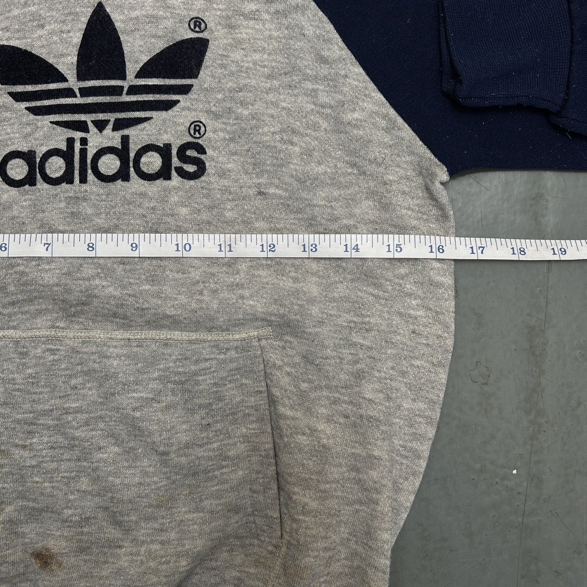Adidas Vintage Adidas Trefoil Hoodie – Made in USA Size M / US 6-8 / IT 42-44 - 5 Thumbnail