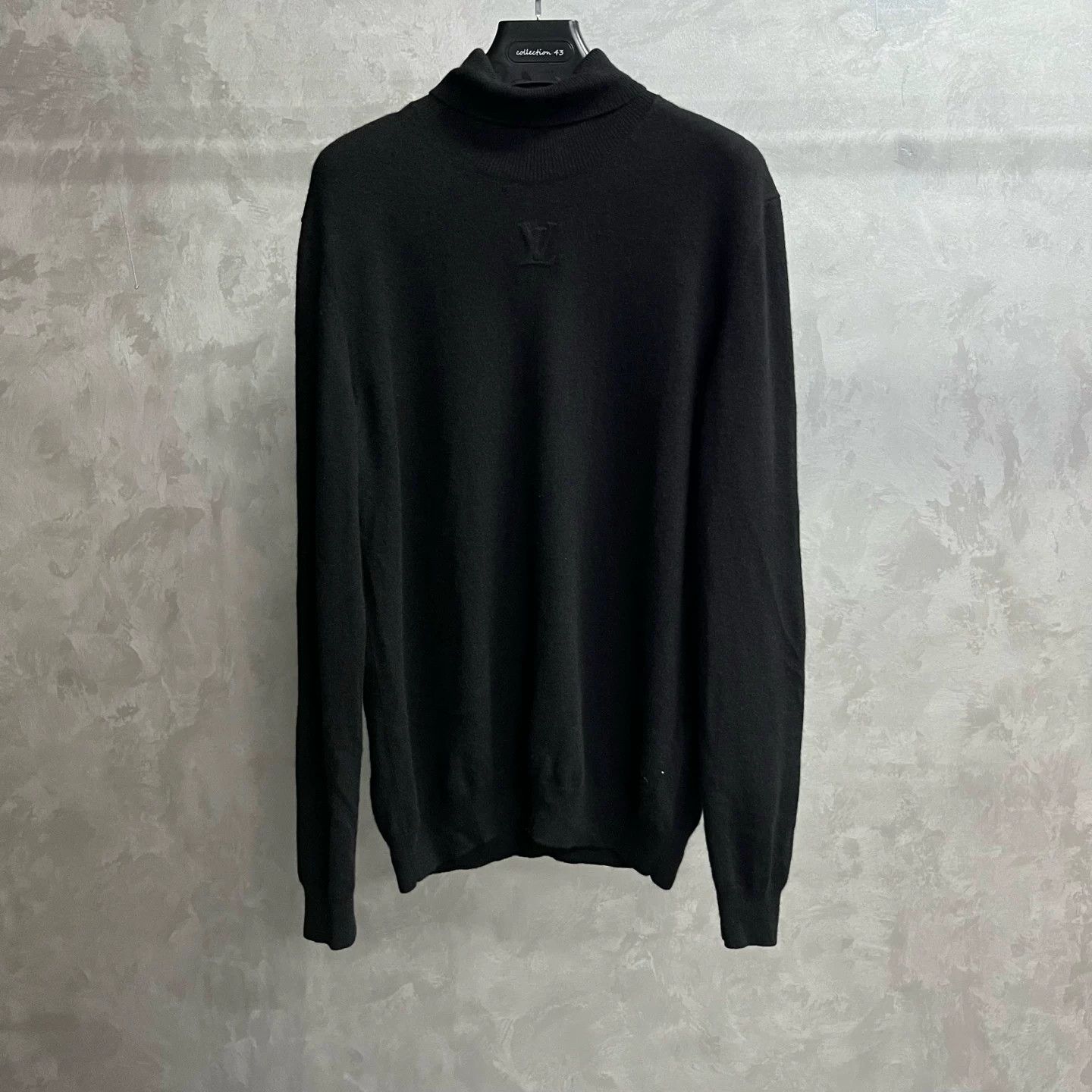 Louis Vuitton Louis Vuitton Casual Black T-Shirt XL Women Size XL / US 12-14 / IT 48-50 - 1 Thumbnail