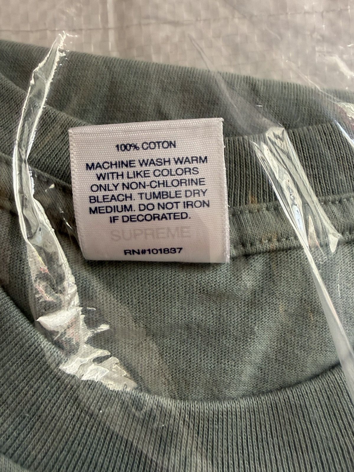 Supreme Supreme Molotov Kid Tee SS19 Size US XL / EU 56 / 4 - 5 Thumbnail