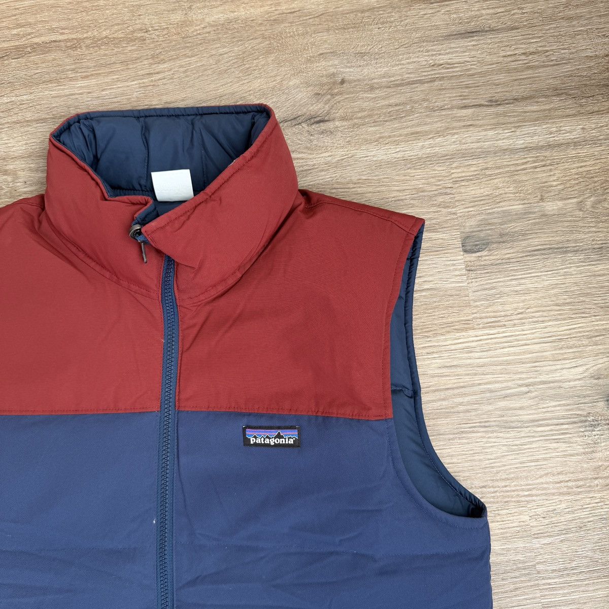 Patagonia Patagonia Reversible Down Vest Blue Red Vintage Size US S / EU 44-46 / 1 - 2 Thumbnail