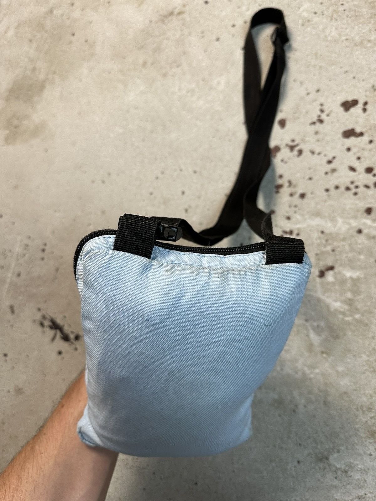 Nike Vintage Y2K Nike Baby Blue Messenger Crossbody Bag Swoosh Size ONE SIZE - 6 Thumbnail