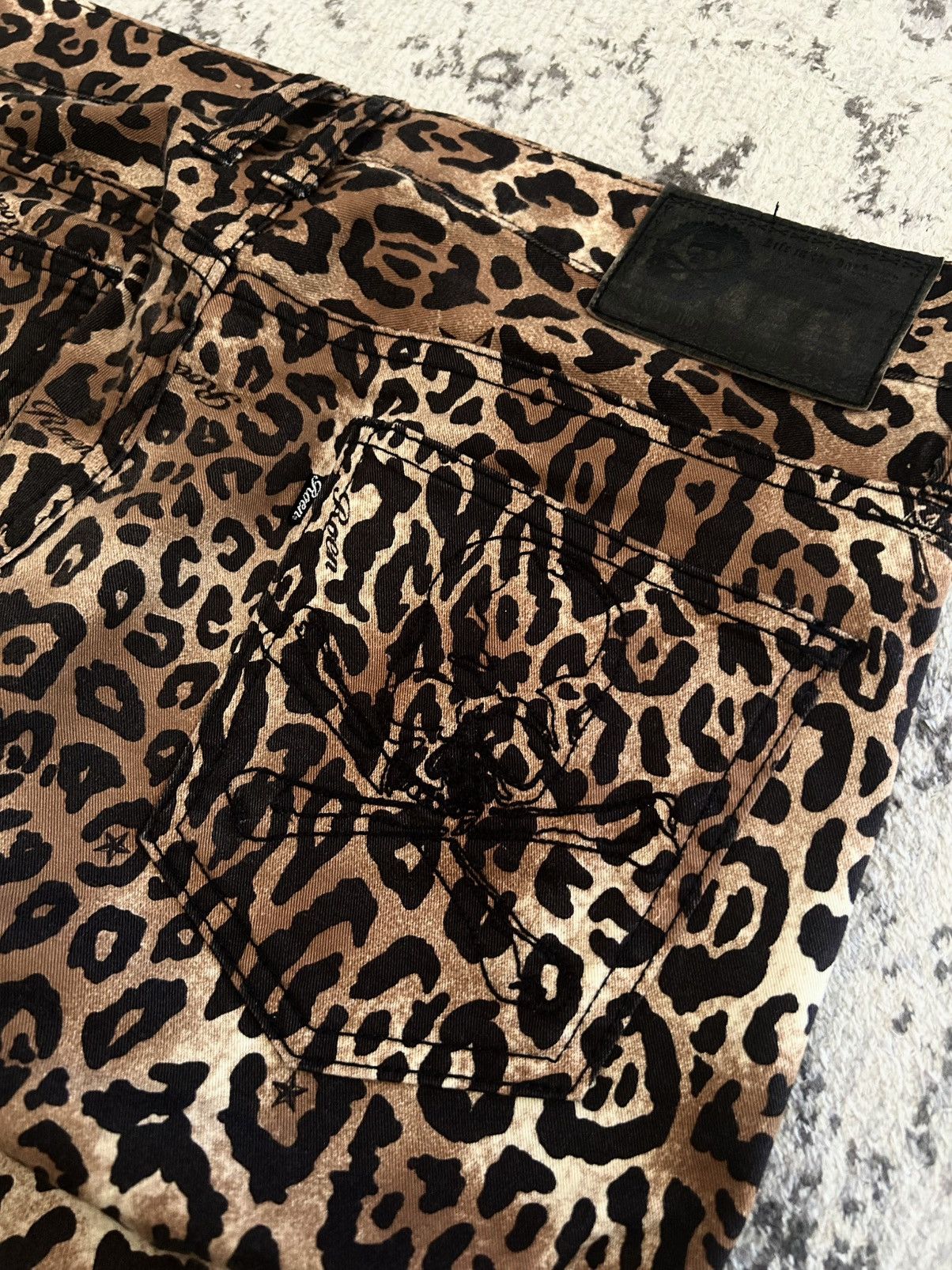 Mastermind Japan × Roen Roen Leopard Skulls And Stars Printed Pants Size US 28 / EU 44 - 5 Thumbnail