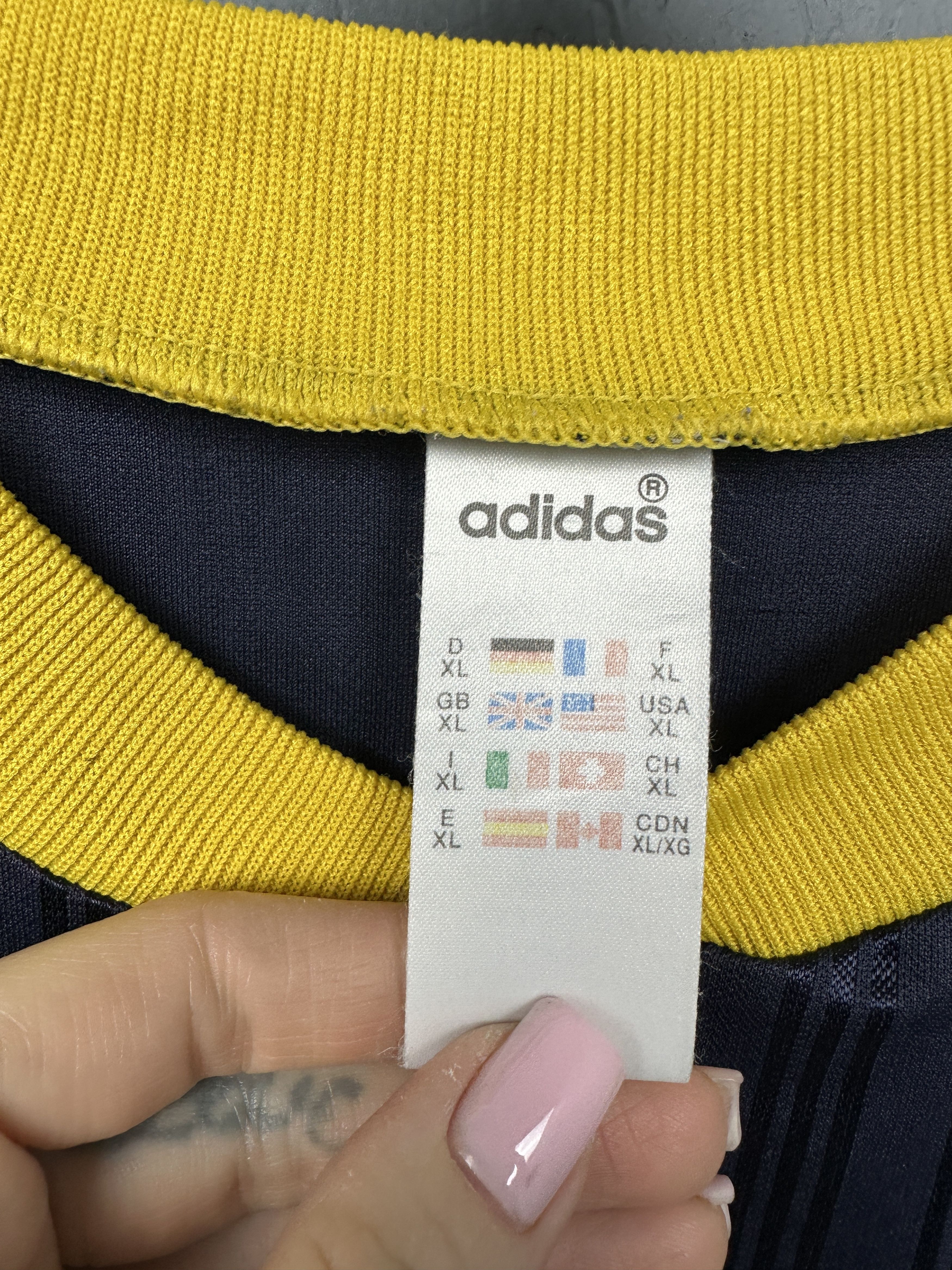 Adidas Adidas 90s Vintage Mens Jersey T-Shirt Size US XL / EU 56 / 4 - 4 Thumbnail