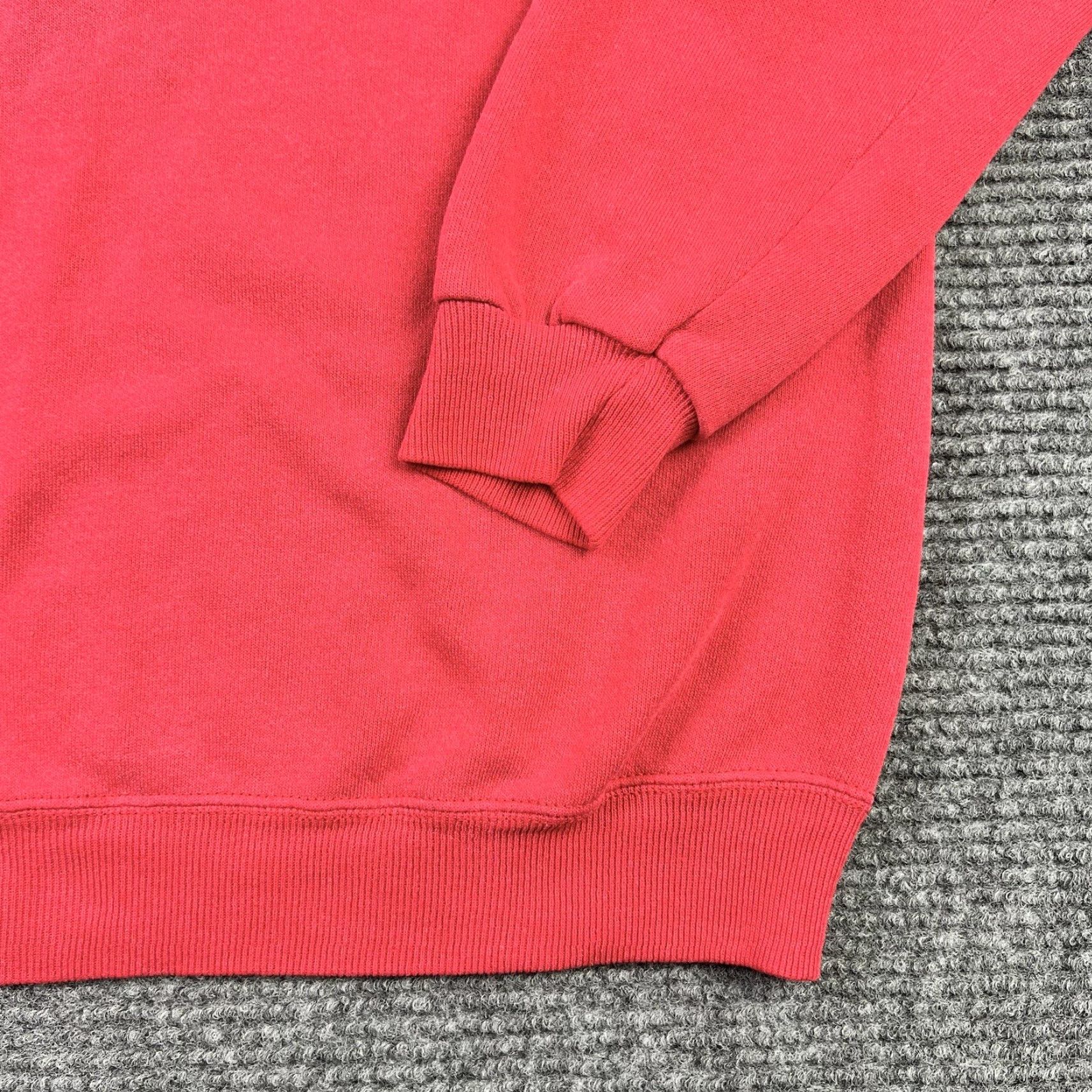 Hanes VINTAGE Hanes Sweatshirt Raglan Crewneck 90s 80s Adult Medium Red Size US M / EU 48-50 / 2 - 4 Thumbnail