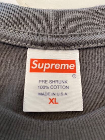 Supreme Supreme Banner Tee (FW23) Charcoal Size US XL / EU 56 / 4 - 2 Thumbnail