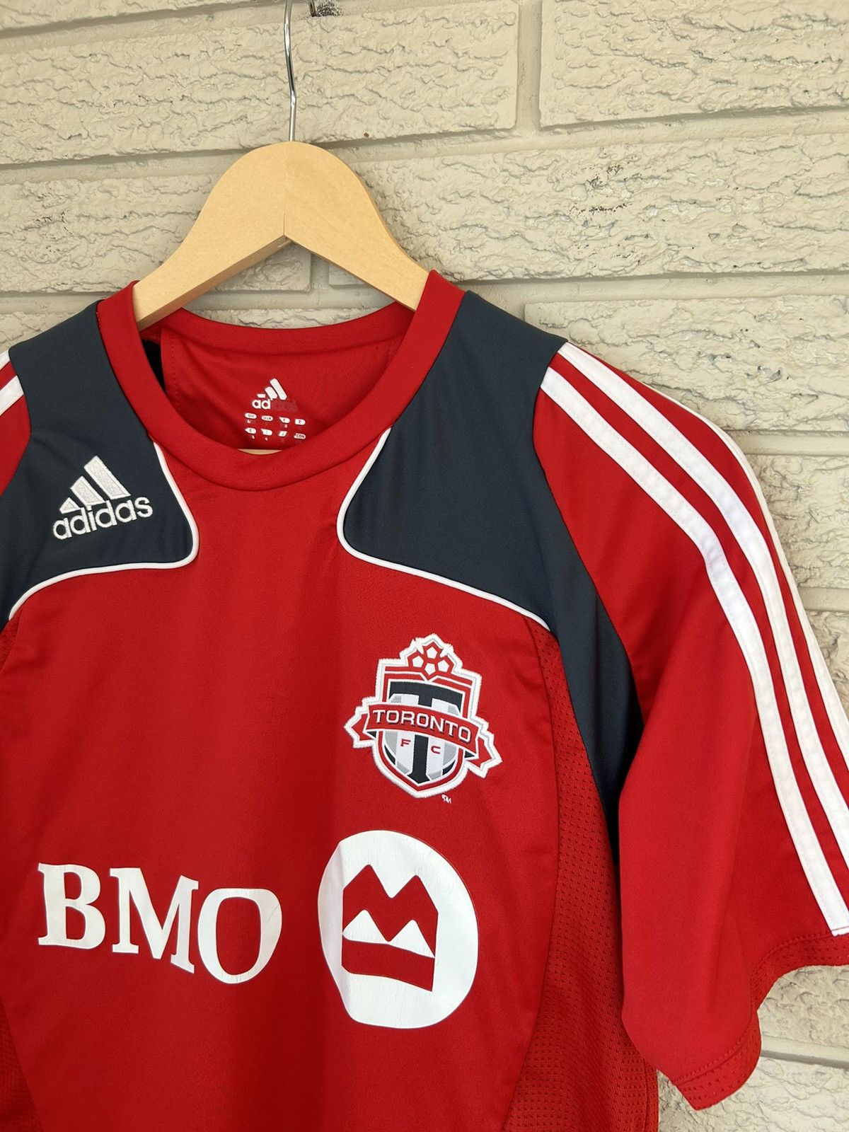 Adidas × Vintage Vintage Adidas Toronto FC 2008 Soccer Jersey Size US S / EU 44-46 / 1 - 3 Thumbnail