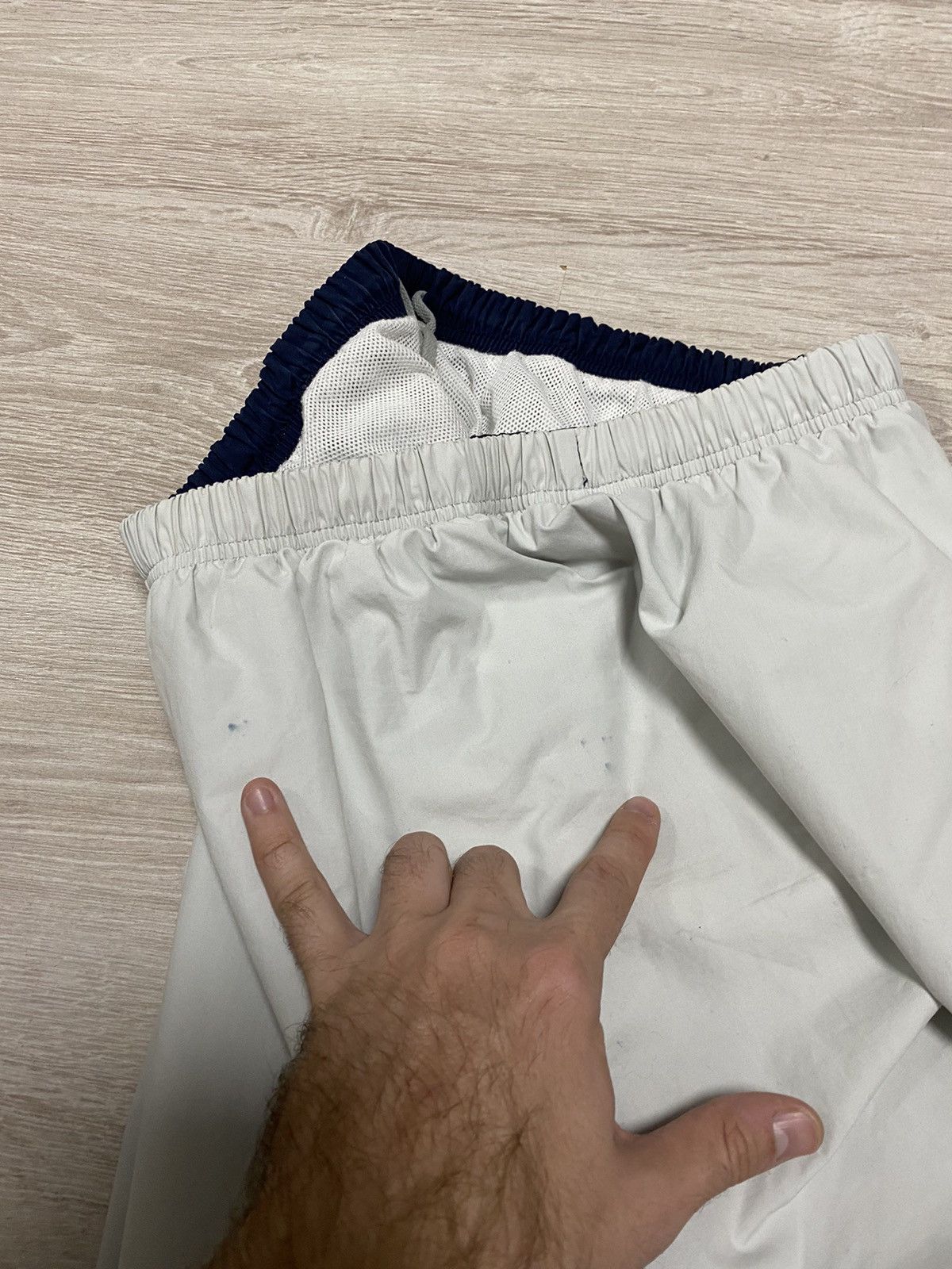 Nike Vintage Nike shorts small logo Size 34” L Size US 34 / EU 50 - 7 Thumbnail