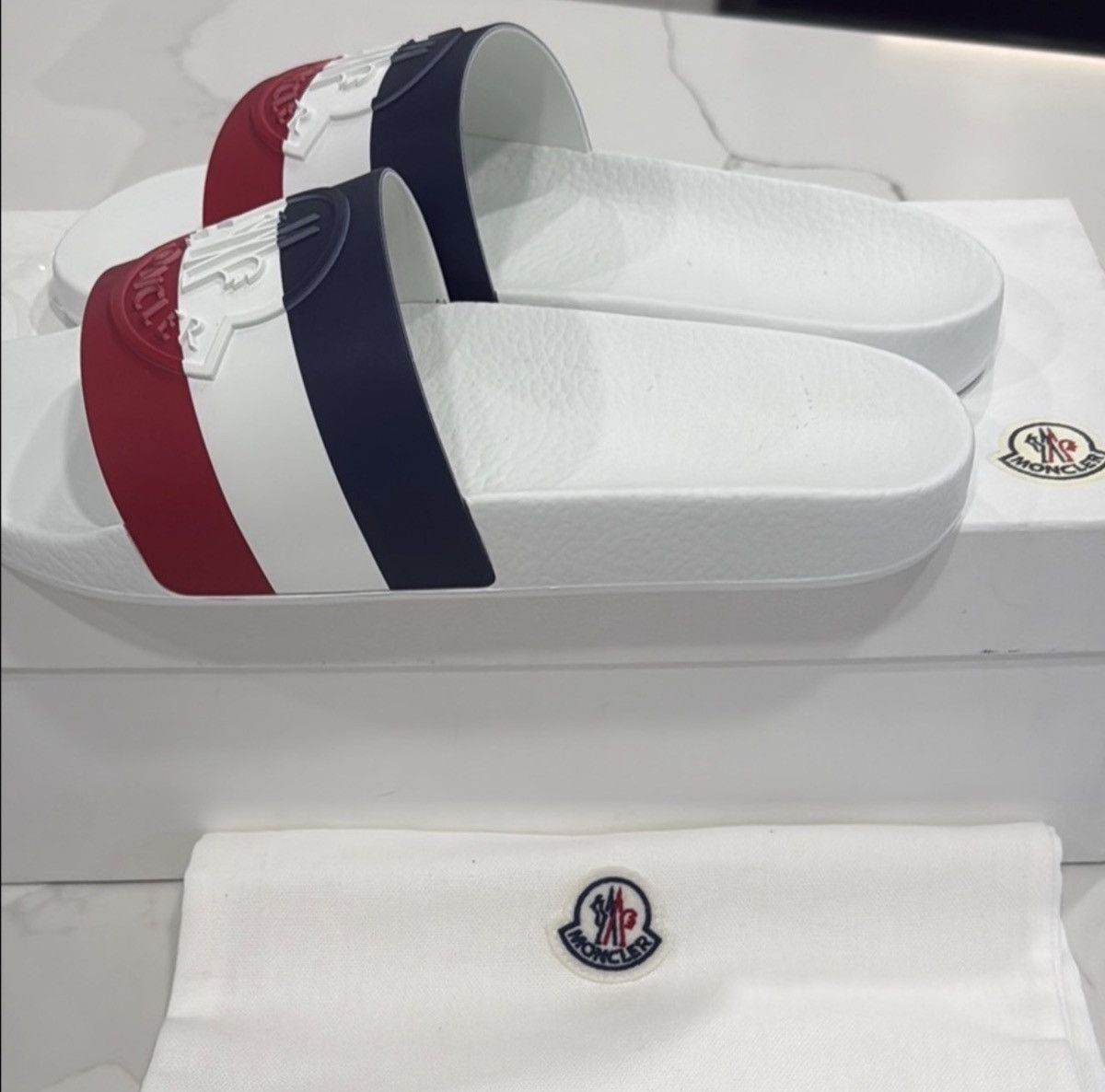Moncler MONCLER Basile Slide Sandal in White Size US 8 / EU 41 - 9 Thumbnail