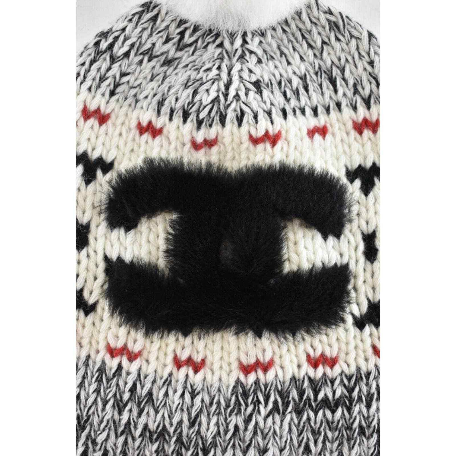 Chanel Chanel REV Pom Wool CC Logo Knit Cloche Beanie Winter Hat Size ONE SIZE - 5 Thumbnail