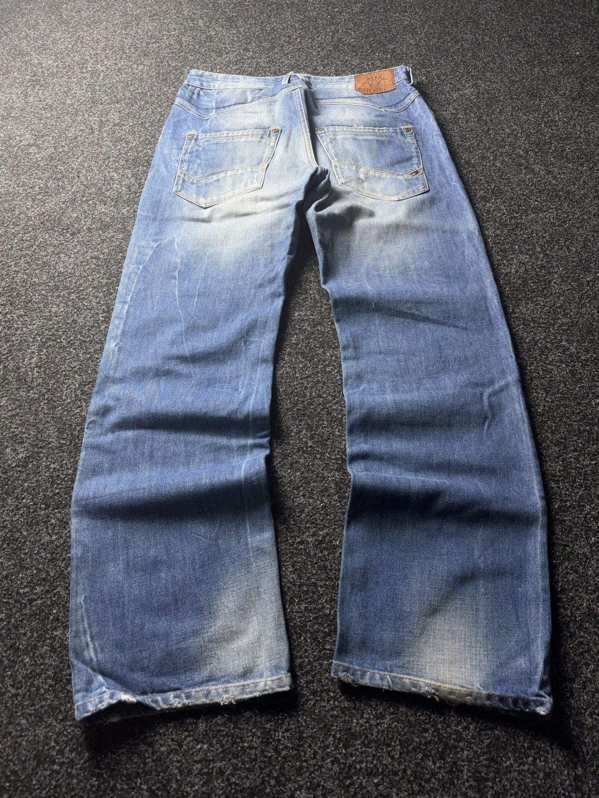 Tommy Hilfiger 00s Y2K Hilfiger Denim Y2K Vintage Faded Straight Jeans Size US 32 / EU 48 - 10 Thumbnail