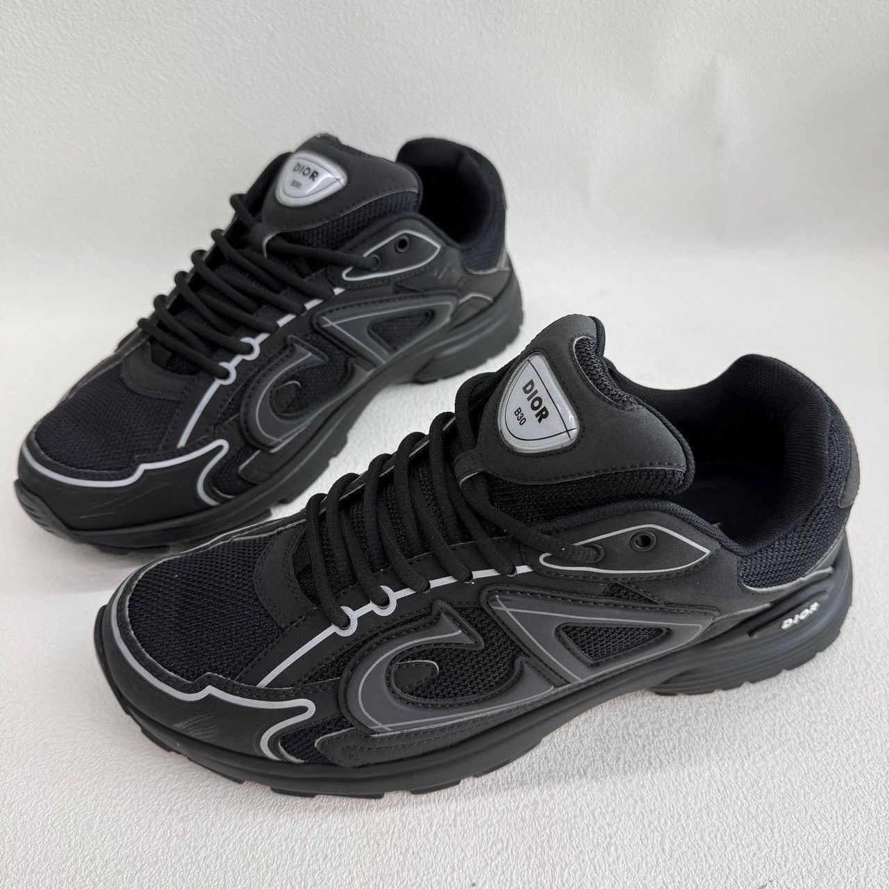 Dior Dior Running Black Lowtop Sneakers 8.5 Men Size US 8.5 / EU 41-42 - 1 Thumbnail
