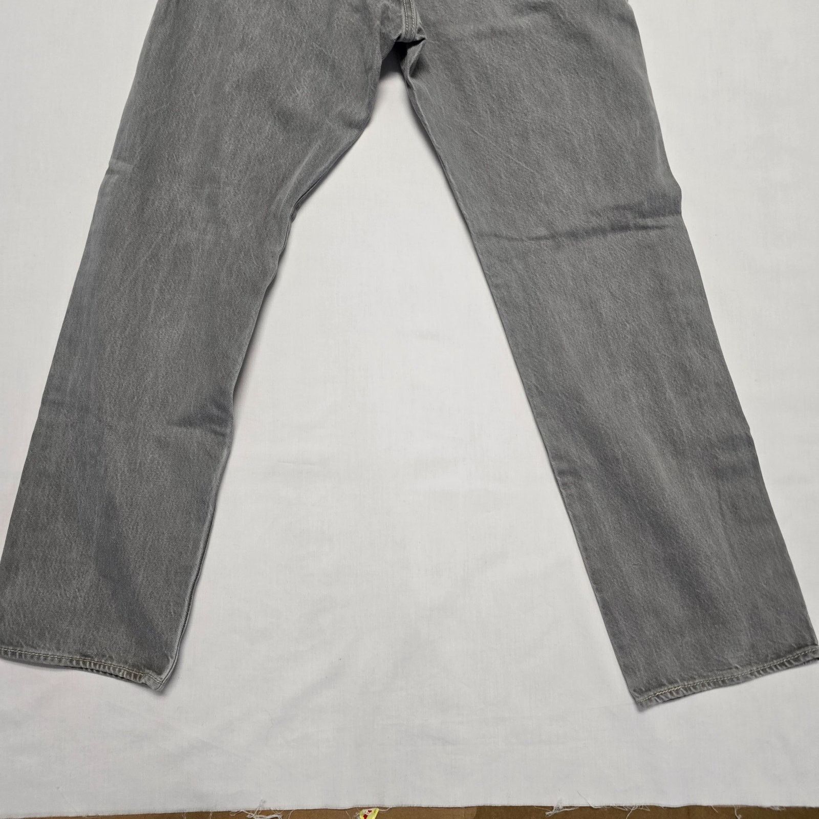 Levi's Levi's 501 Men's Gray Jeans 34x34 Distressed Vintage Style Size US 34 / EU 50 - 4 Thumbnail