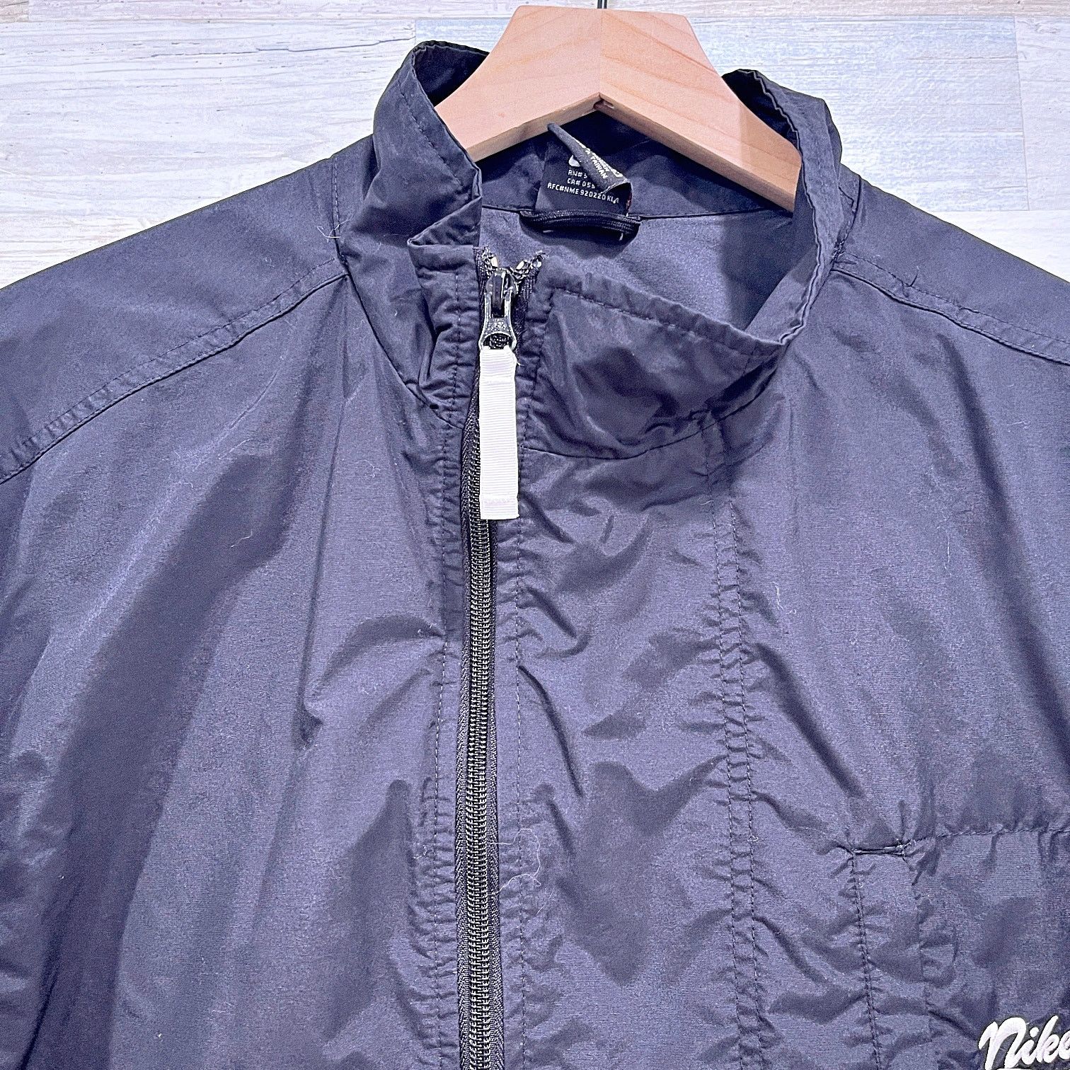 Nike Nike Vintage 90s Windbreaker Track Jacket Black Zip Mens L Size US L / EU 52-54 / 3 - 2 Thumbnail