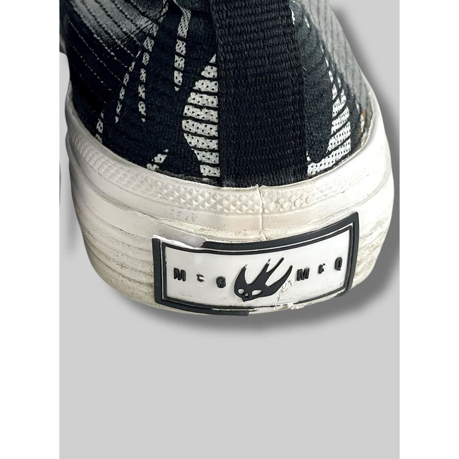 Alexander McQueen Alexander McQueen Mcq Swallow High-top Sneakers Shirt Men White EU37 US6.5 UK4 Logo Cotton Upper Sneaker Casual Vintage: No Mens Size US 5 / EU 37 - 6 Thumbnail