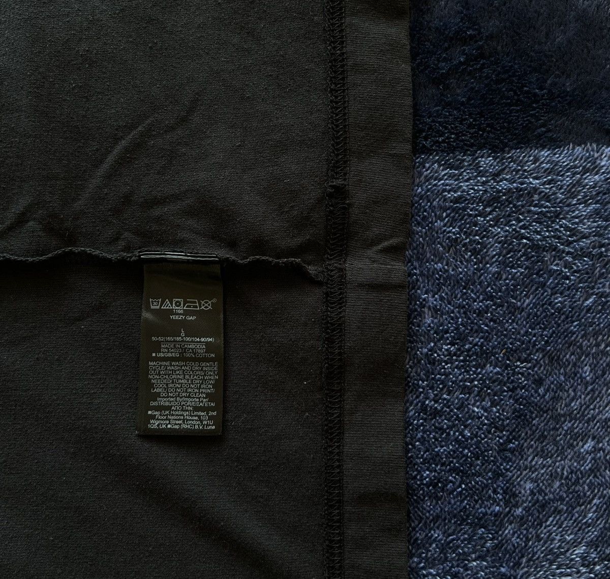 Balenciaga × Gap × Yeezy Yeezy Balenciaga Gap Dove 3/4 Tee Size US L / EU 52-54 / 3 - 6 Thumbnail