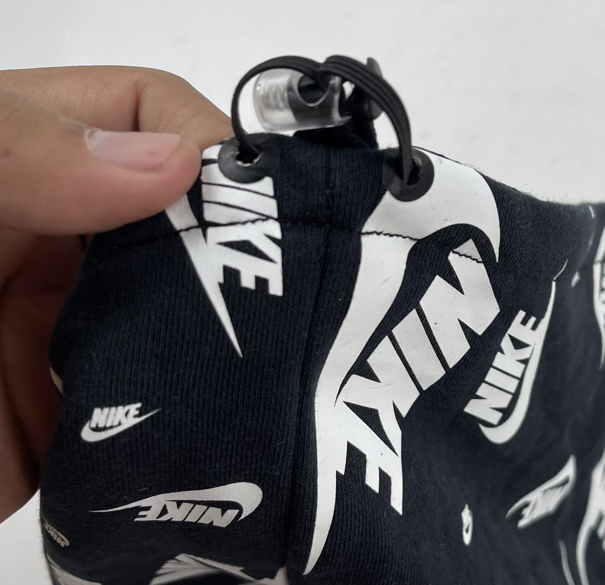 Nike rare design nike neck gaiter tc36 Size ONE SIZE - 6 Thumbnail