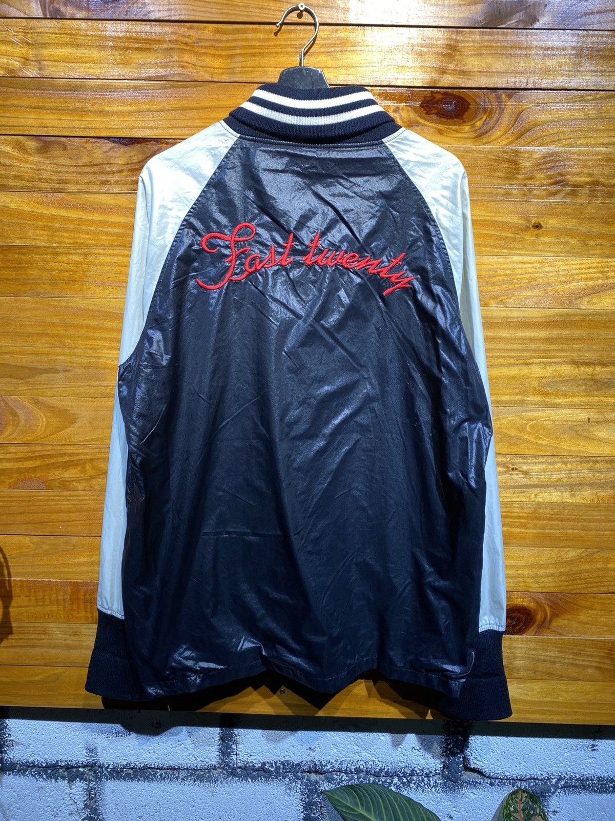 Vintage East Twenty Black & White Bomber Jacket – Retro Streetwear Size US L / EU 52-54 / 3 - 6 Thumbnail