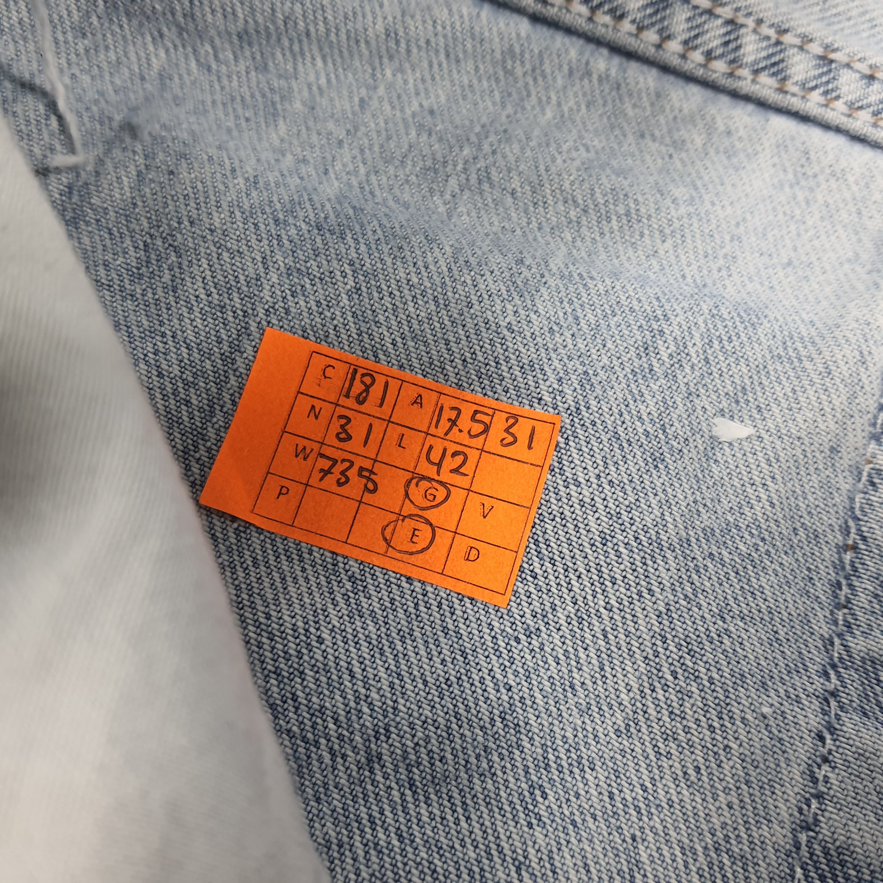 Levi's × Vintage Vintage Levi's 550 Relaxed Fit Distressed Jeans Size US 35 - 10 Thumbnail