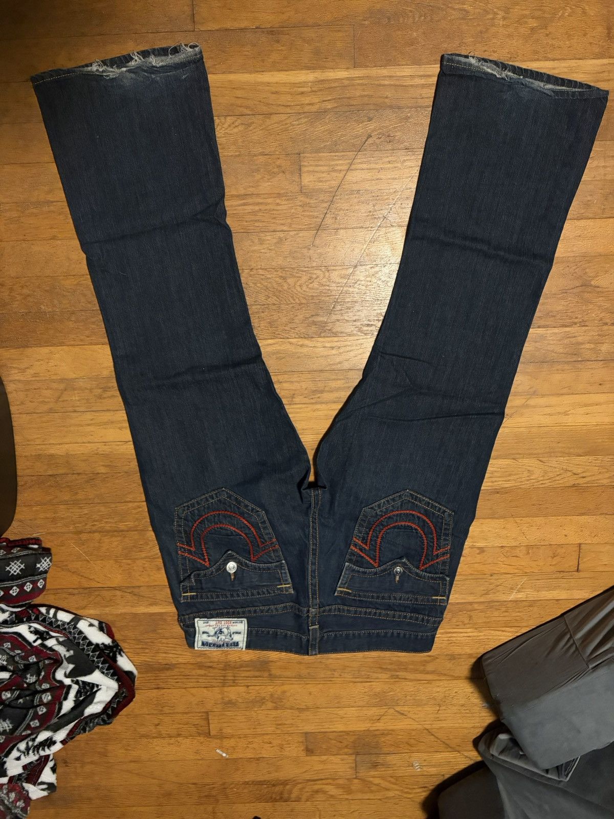 True Religion Not real price but errything is 30-70 bucks a pop dm me Size US 40 / EU 56 - 2 Thumbnail