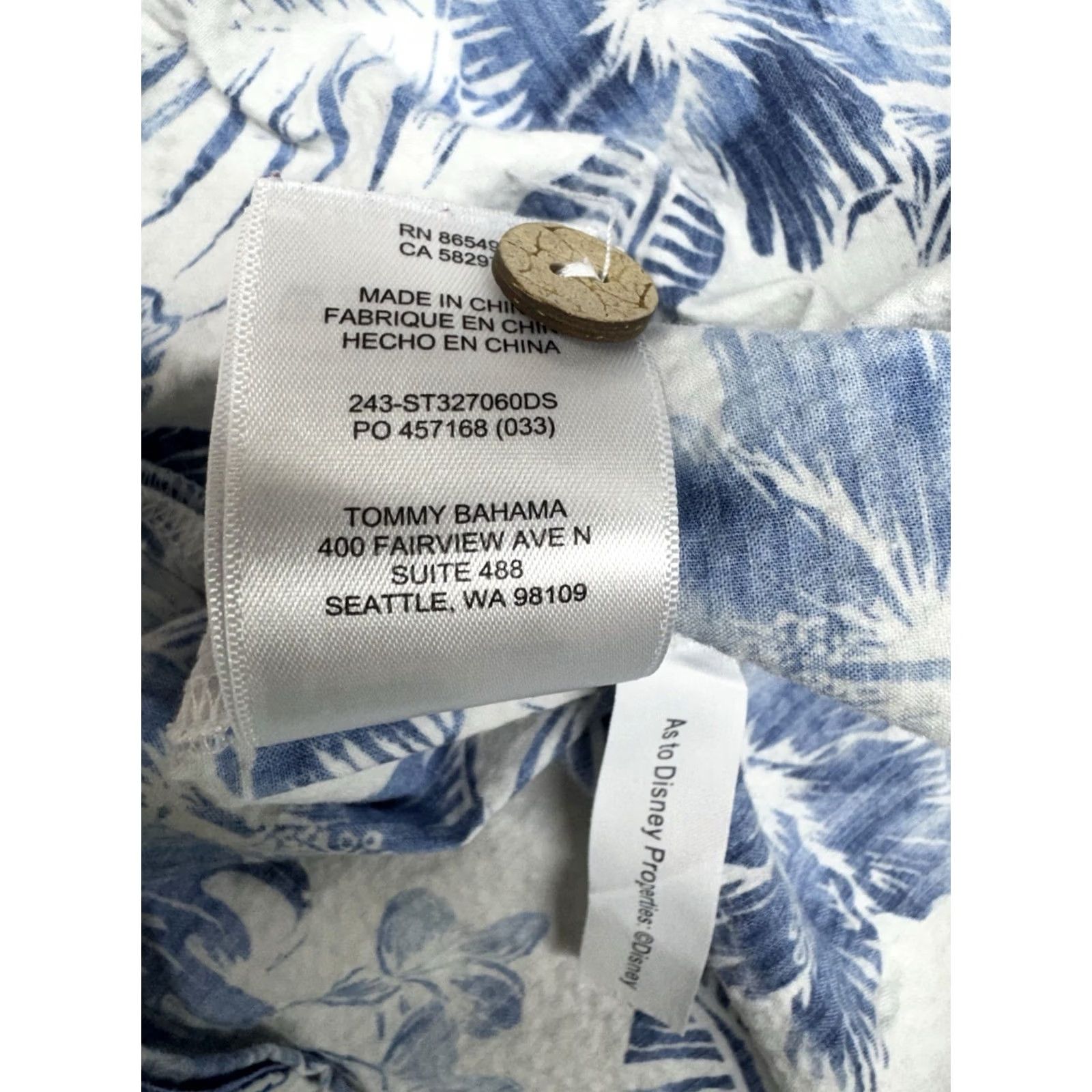 Tommy Bahama VINTAGE? No. Size US S / EU 44-46 / 1 - 7 Thumbnail
